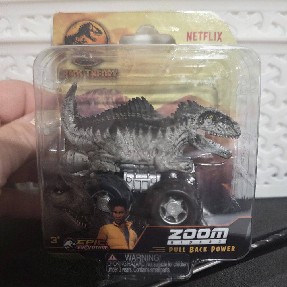 Jurassic World Chaos Theory Zoom Rider PullBack Power Epic Netflix Gigantosaurus